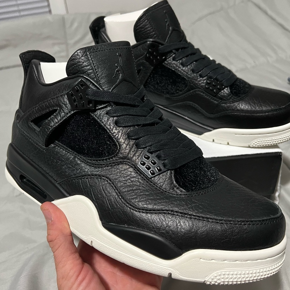 Air Jordan 4 PREMIUM size 10